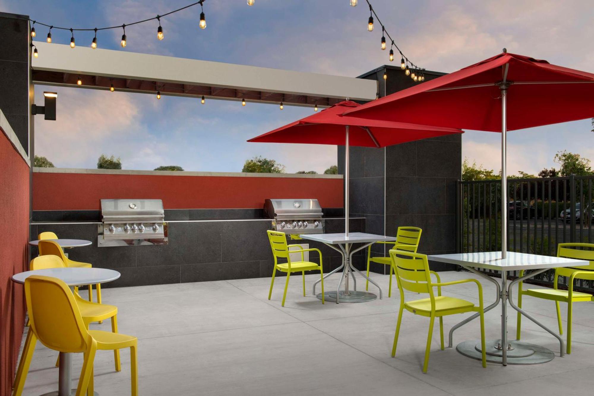 Home2 Suites By Hilton Clovis Fresno Airport Luaran gambar